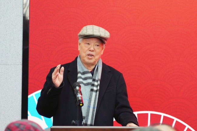 中央美术学院原国画系主任、中央美术学院教授张立辰致辞