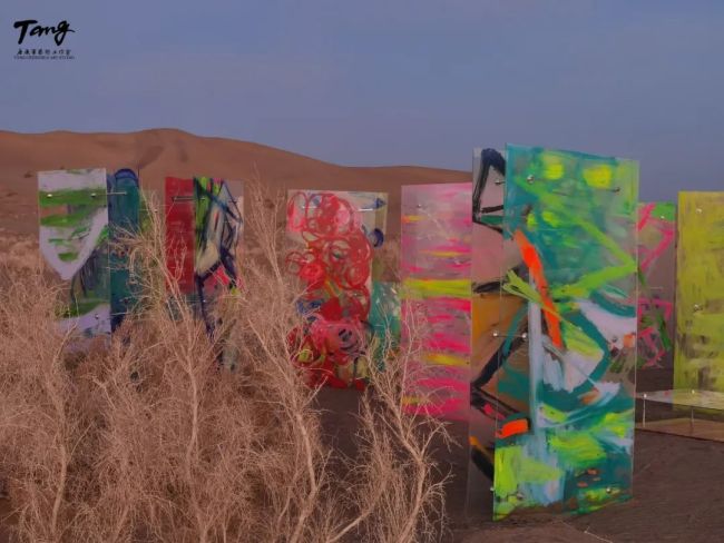 异境,创造生成无限未来——唐承华装置作品《异境链接》释读 异境,创造生成无限未来——唐承华装置作品《异境链接》释读