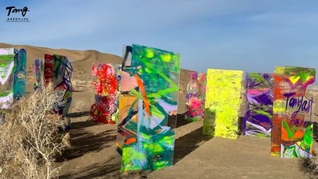 异境,创造生成无限未来——唐承华装置作品《异境链接》释读 异境,创造生成无限未来——唐承华装置作品《异境链接》释读