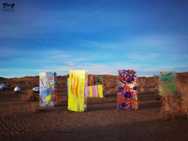 异境,创造生成无限未来——唐承华装置作品《异境链接》释读 异境,创造生成无限未来——唐承华装置作品《异境链接》释读