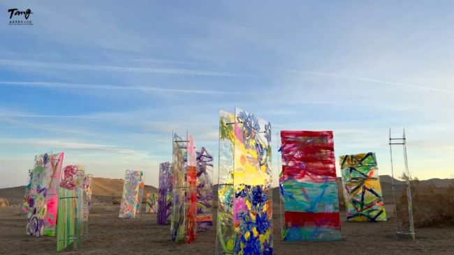 异境,创造生成无限未来——唐承华装置作品《异境链接》释读 异境,创造生成无限未来——唐承华装置作品《异境链接》释读