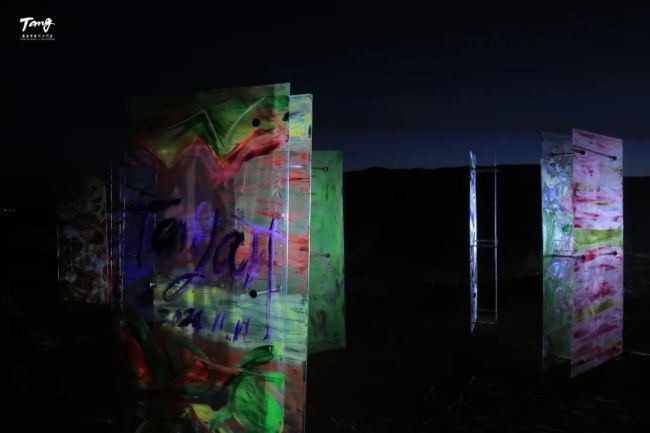 异境,创造生成无限未来——唐承华装置作品《异境链接》释读 异境,创造生成无限未来——唐承华装置作品《异境链接》释读