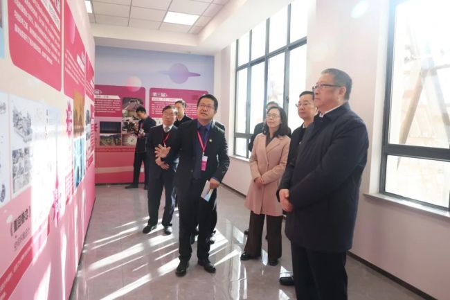 华灿十周年成果展启动回顾 华灿十周年成果展启动回顾