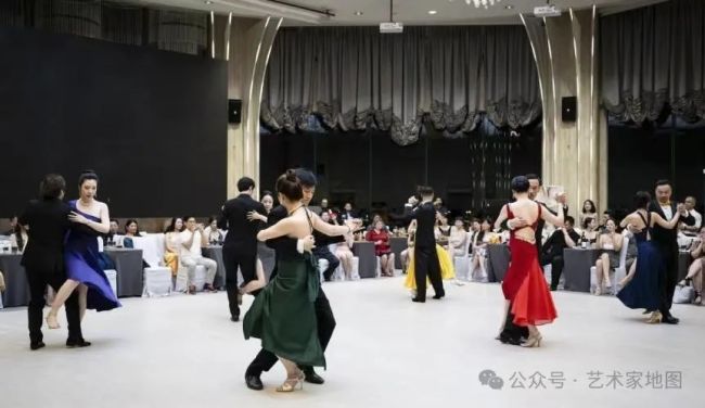 《星辰与大海》中法画家双人展将于12月1日在上海西摩公馆揭开序幕！