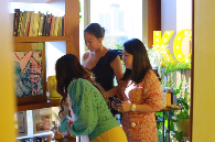 （从左依次为Canna ,Anna,Jensen）<br loading=