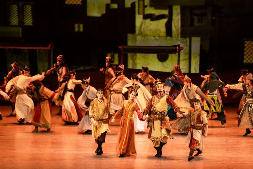 舞剧《胡笳十八拍》全国巡演圆满收官 专家研讨助力艺术提升 舞剧《胡笳十八拍》全国巡演圆满收官 专家研讨助力艺术提升