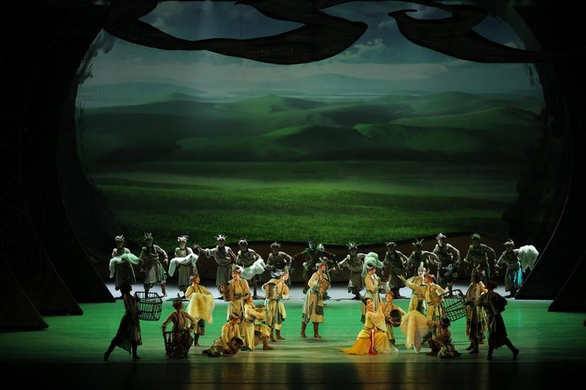 舞剧《胡笳十八拍》全国巡演圆满收官 专家研讨助力艺术提升 舞剧《胡笳十八拍》全国巡演圆满收官 专家研讨助力艺术提升