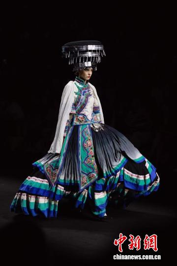 楚雄彝绣:从“云南名片”迈向“世界语言”