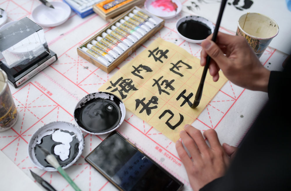 年终报道｜2025“潮”起东方 中国文化“圈粉”世界