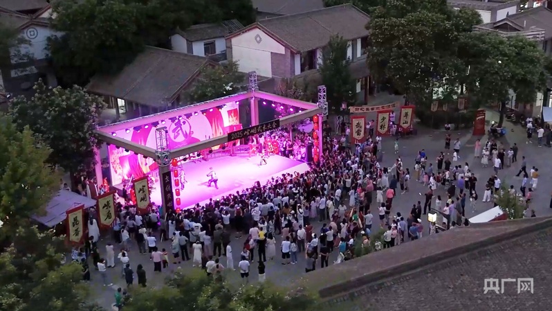 【你好,小镇】甘肃崆峒:文蕴武风