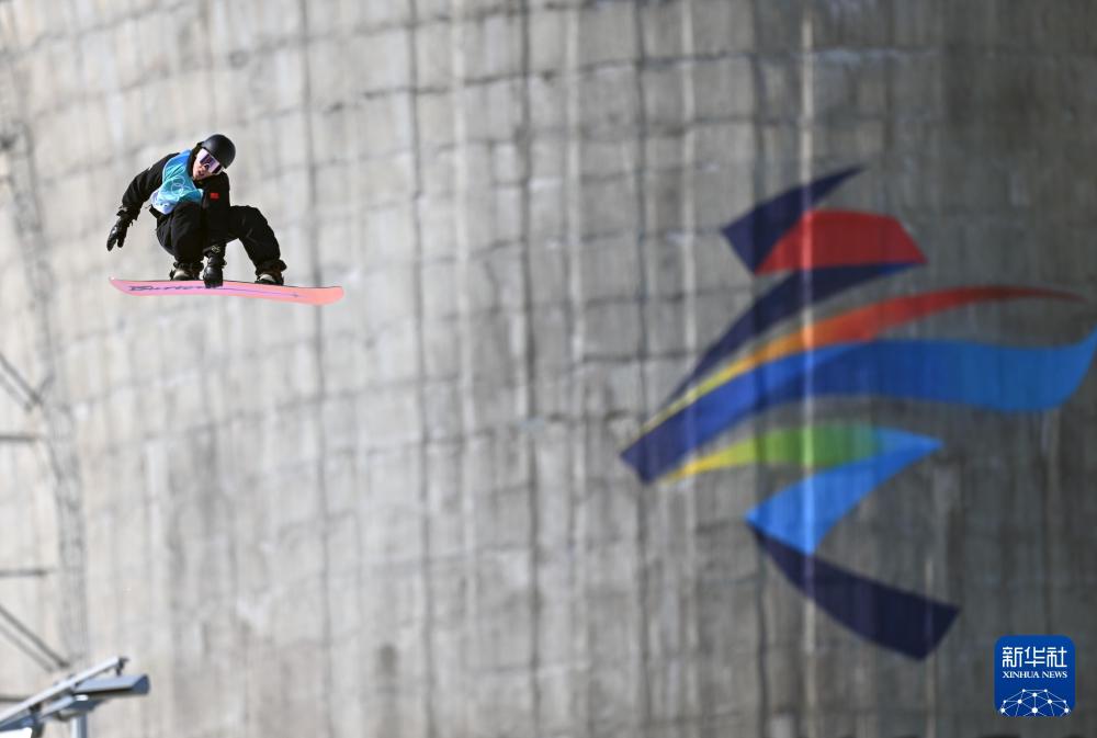 时光相册丨新雪季开启!影像见证中国滑雪“华丽转身”