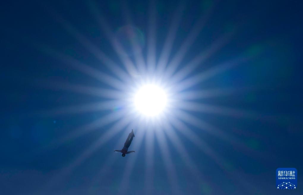 时光相册丨新雪季开启!影像见证中国滑雪“华丽转身”
