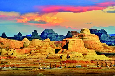 【砥砺奋进七十载 天山南北谱华章】在新疆,一路风景一路歌 【砥砺奋进七十载 天山南北谱华章】在新疆,一路风景一路歌