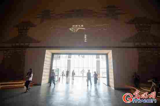 组图|陕西历史博物馆秦汉馆:从“天下同一”到“数联古今” 组图|陕西历史博物馆秦汉馆:从“天下同一”到“数联古今”