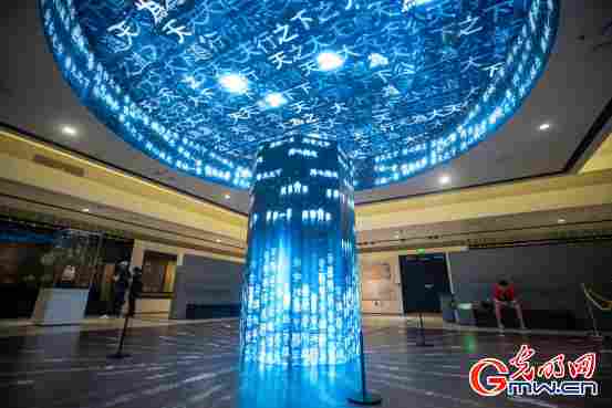 组图|陕西历史博物馆秦汉馆:从“天下同一”到“数联古今” 组图|陕西历史博物馆秦汉馆:从“天下同一”到“数联古今”