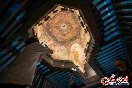 组图|这家博物馆,用3D Mapping把古墓壁画“请出来” 组图|这家博物馆,用3D Mapping把古墓壁画“请出来”