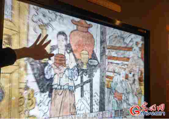 组图|这家博物馆,用3D Mapping把古墓壁画“请出来” 组图|这家博物馆,用3D Mapping把古墓壁画“请出来”