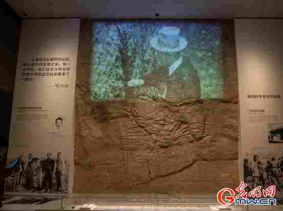 组图|这家博物馆,用3D Mapping把古墓壁画“请出来” 组图|这家博物馆,用3D Mapping把古墓壁画“请出来”