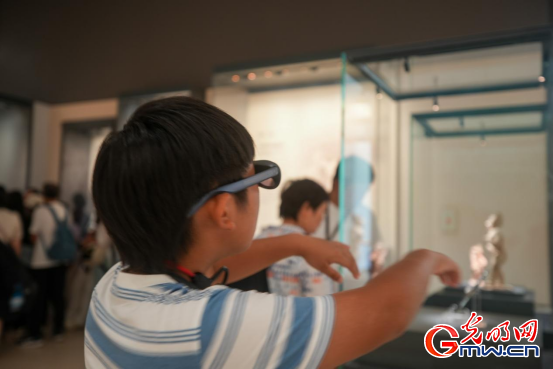 组图|这家博物馆,用3D Mapping把古墓壁画“请出来” 组图|这家博物馆,用3D Mapping把古墓壁画“请出来”