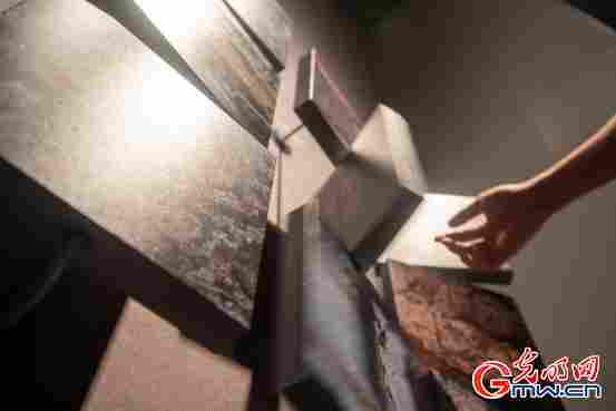 组图|这家博物馆,用3D Mapping把古墓壁画“请出来” 组图|这家博物馆,用3D Mapping把古墓壁画“请出来”