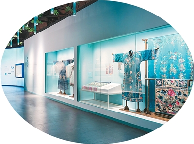 一抹青色动蓉城