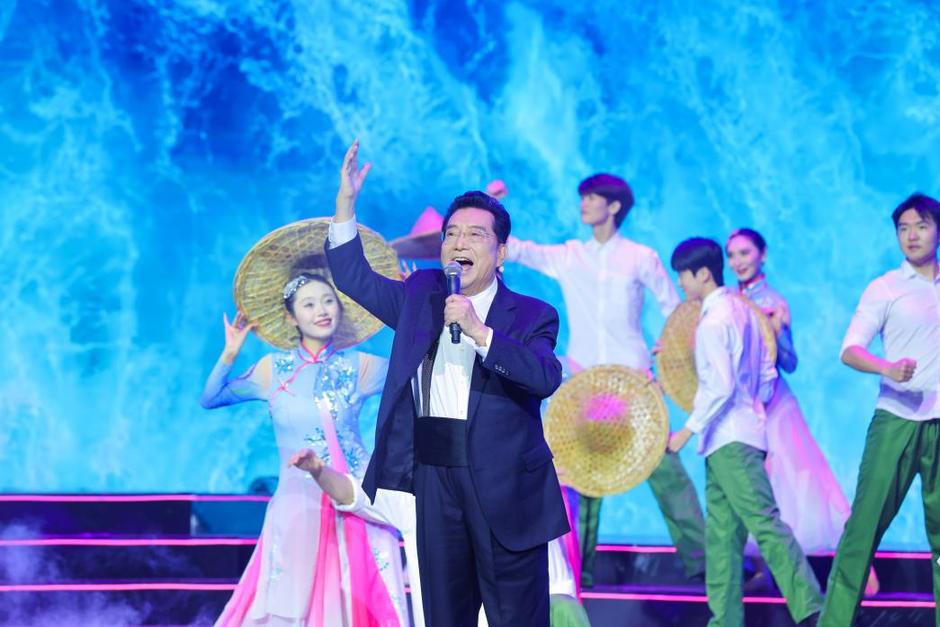 群星荟萃共绘马年新春诗意画卷 CETV诗意中国春晚录制圆满成功 群星荟萃共绘马年新春诗意画卷 CETV诗意中国春晚录制圆满成功