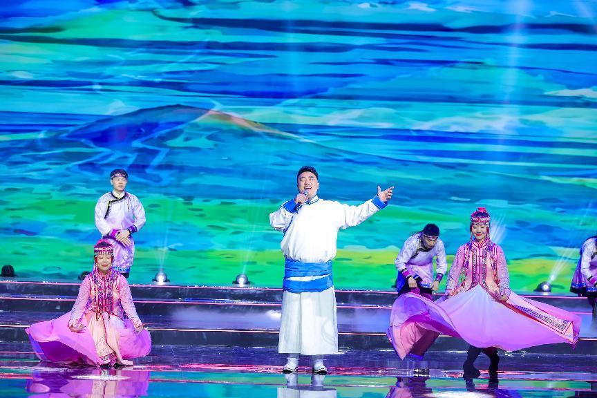 群星荟萃共绘马年新春诗意画卷 CETV诗意中国春晚录制圆满成功 群星荟萃共绘马年新春诗意画卷 CETV诗意中国春晚录制圆满成功