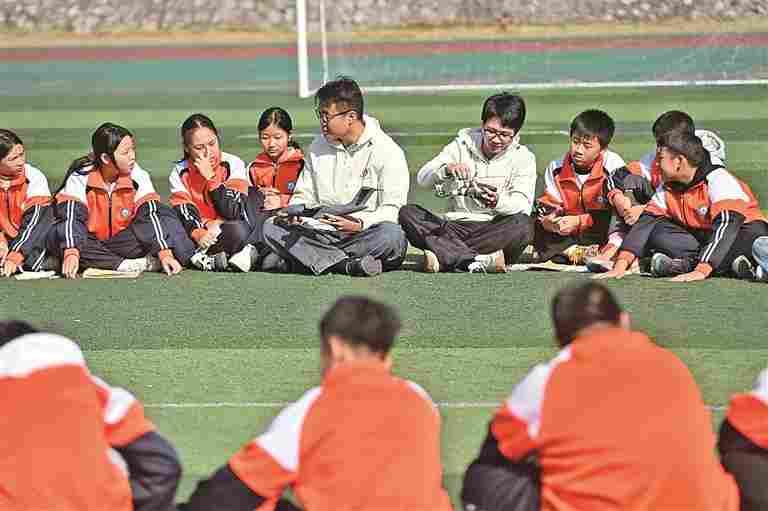 当网络梗溜进校园 如何让孩子“好好说话”