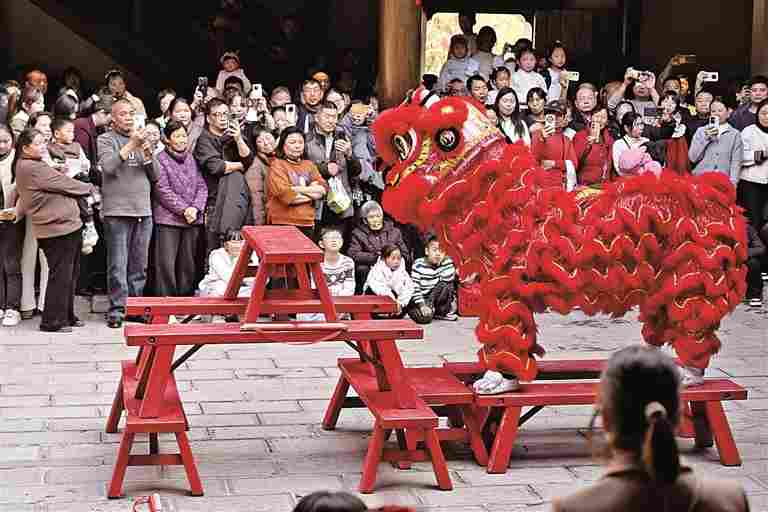 来,品品春节文化味儿 来,品品春节文化味儿