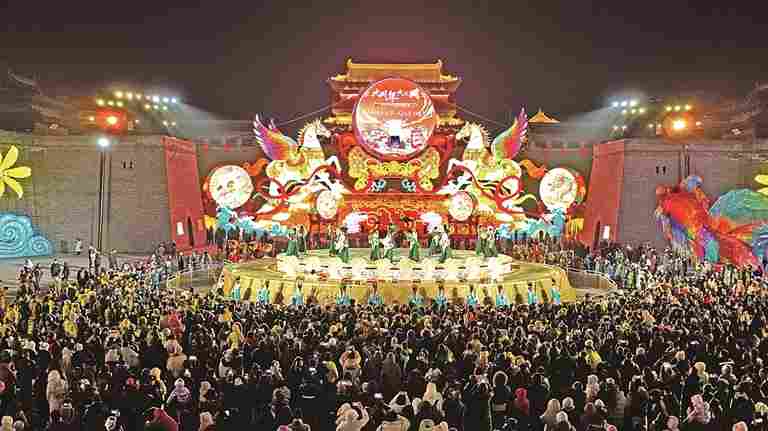 【大调研，我们在行动】这个春节，到处都是“新大众+”