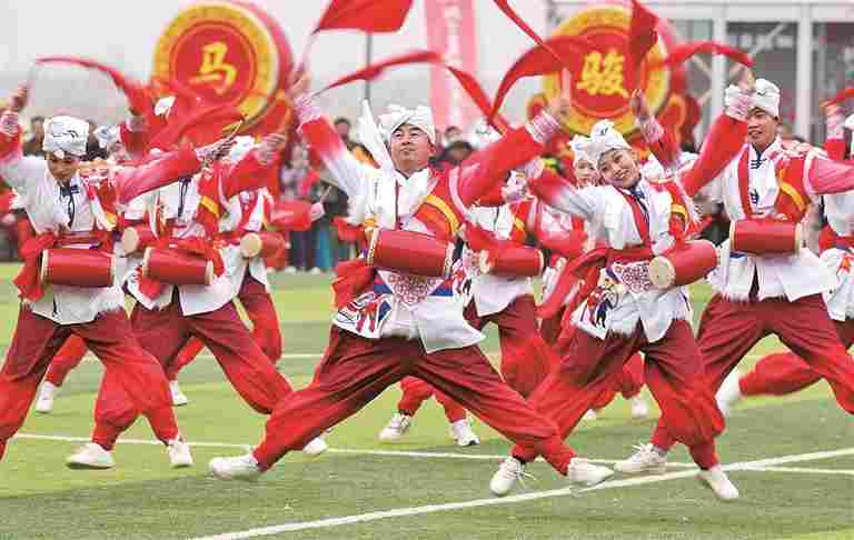 社火欢腾闹新春